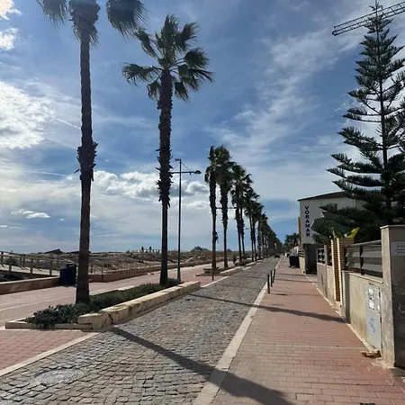 Primera Linea De Playa 公寓 *